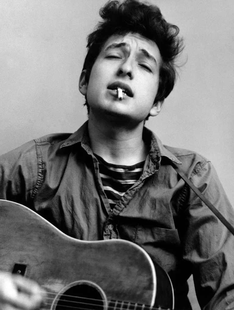 Bob Dylan, 60 ans de carrière (1/3) : une jeunesse anticonformiste.