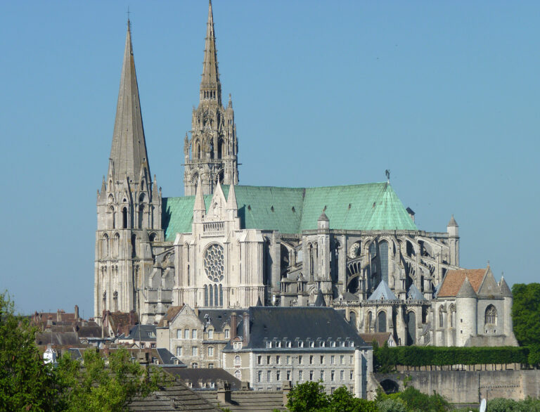 Visite de la Cathédrale de Chartres, joyaux du patrimoine gothique !