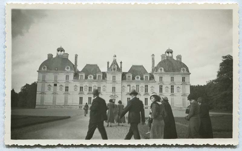 Visiteurs au château de Cheverny en 1934