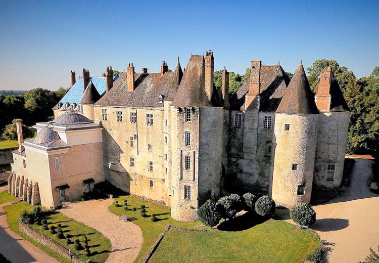 Découvrez les deux visages du Château de Meung-sur-Loire !