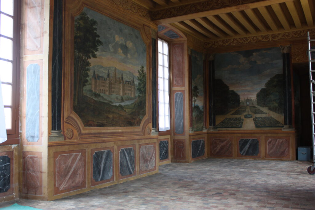 Galerie des châteaux du château de Gizeux. (Visite du château de Gizeux et de sa galerie des châteaux !).