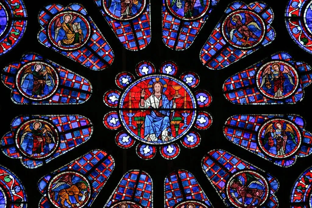 Rosaces des vitraux de la cathédrale de Chartres. (Visite de la Cathédrale de Chartres, joyaux du patrimoine gothique !).
