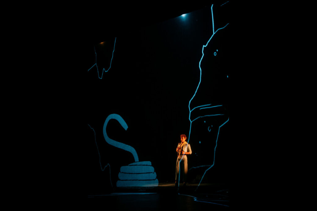 Théâtre : Le Petit Prince à La Scala Paris ! Crédit photo Thomas O'Brien.