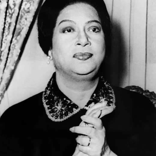 Oum Kalthoum, l’Astre d’Orient : une voix pour l’éternité !