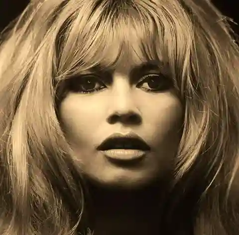 Brigitte Bardot (1934–2025), ou la disparition d’une icône émancipatrice et figure clivante du cinéma français !