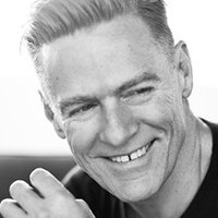 bryan-adams-roll-with-the-punches-esch-sur-alzette-2